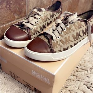 MK City Sneaker